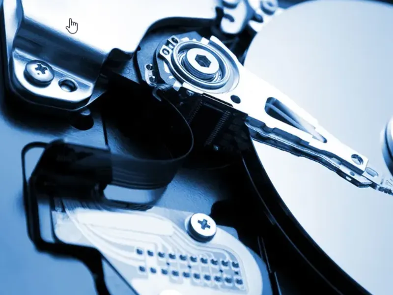 Inside a hard drive — head and platter