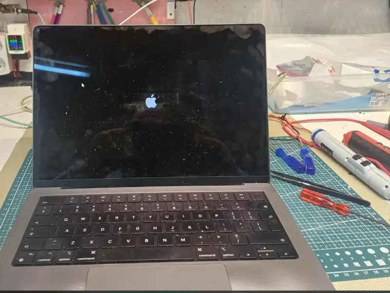 MacBook по успешна поправка