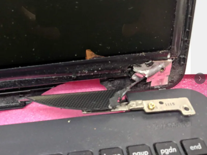ASUS — broken lid and hinges